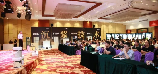 万磊30年，不走寻常路